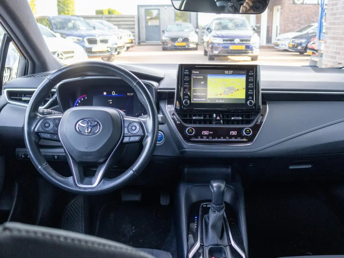 1.8 Hybrid First Edition 17" Camera LED