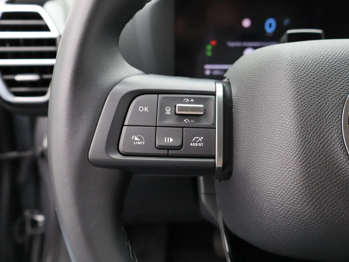 1.2 Hybrid 145pk Max | 8 Jaar Garantie | Carplay | Stoelverwarming | 360* Graden Camera | PDC V+A | Keyless | Dodehoekdetectie | 18" Lichtmetalen Velgen | Origineel NL!