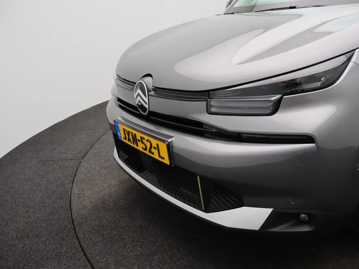 1.2 Hybrid 145pk Max | 8 Jaar Garantie | Carplay | Stoelverwarming | 360* Graden Camera | PDC V+A | Keyless | Dodehoekdetectie | 18" Lichtmetalen Velgen | Origineel NL!