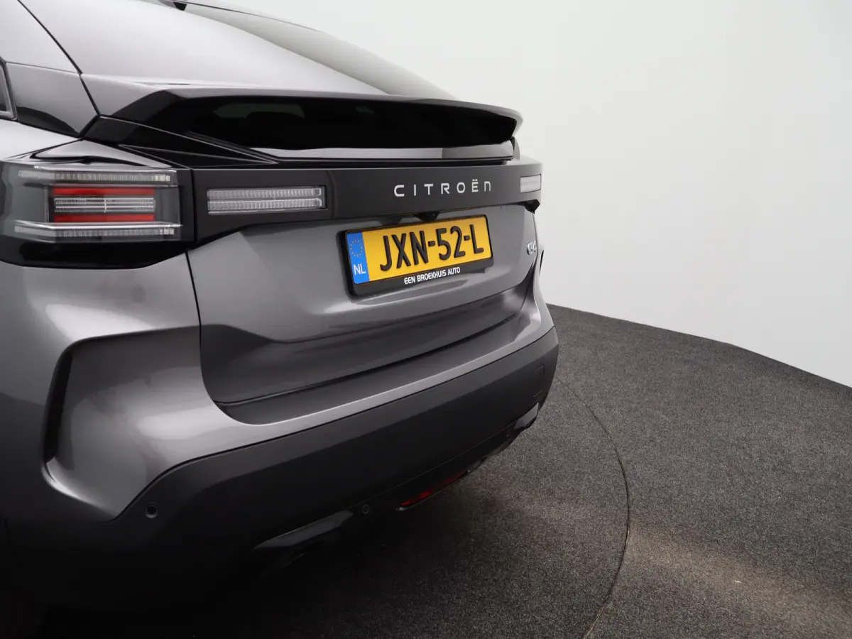 1.2 Hybrid 145pk Max | 8 Jaar Garantie | Carplay | Stoelverwarming | 360* Graden Camera | PDC V+A | Keyless | Dodehoekdetectie | 18" Lichtmetalen Velgen | Origineel NL!
