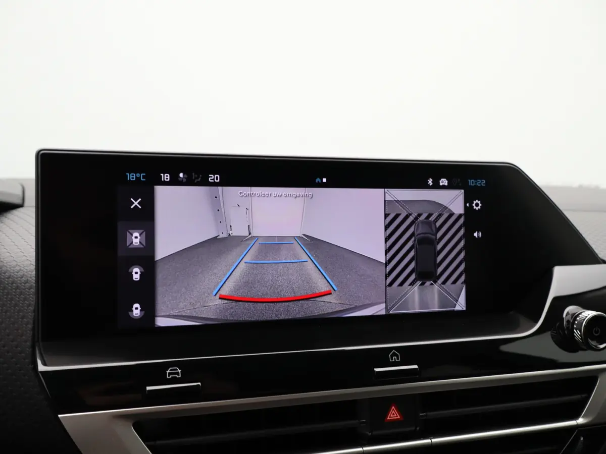 1.2 Hybrid 145pk Max | 8 Jaar Garantie | Carplay | Stoelverwarming | 360* Graden Camera | PDC V+A | Keyless | Dodehoekdetectie | 18" Lichtmetalen Velgen | Origineel NL!