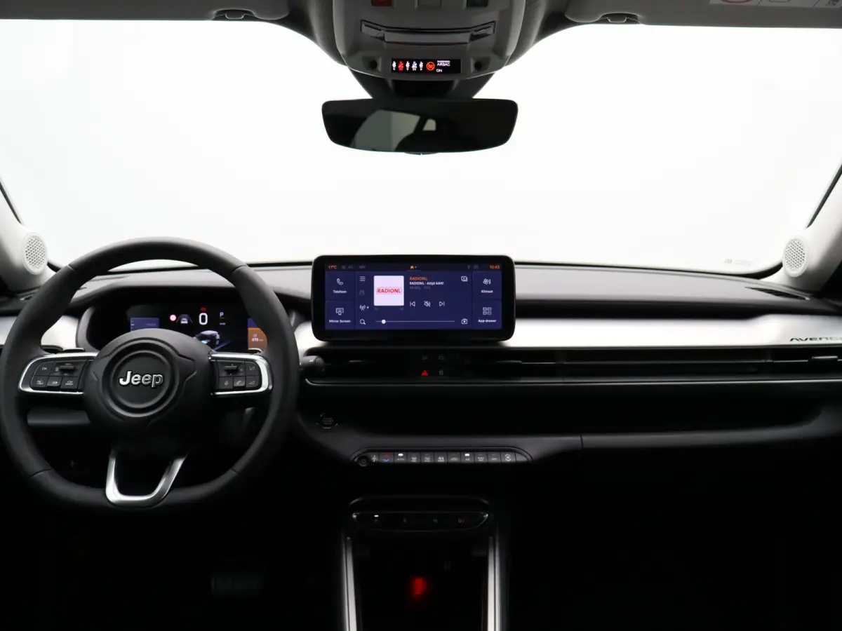 1.2 e-Hybrid Summit | Automaat | Carplay | Camera | Adaptieve cruise | Navi | Clima | 18" LMV |