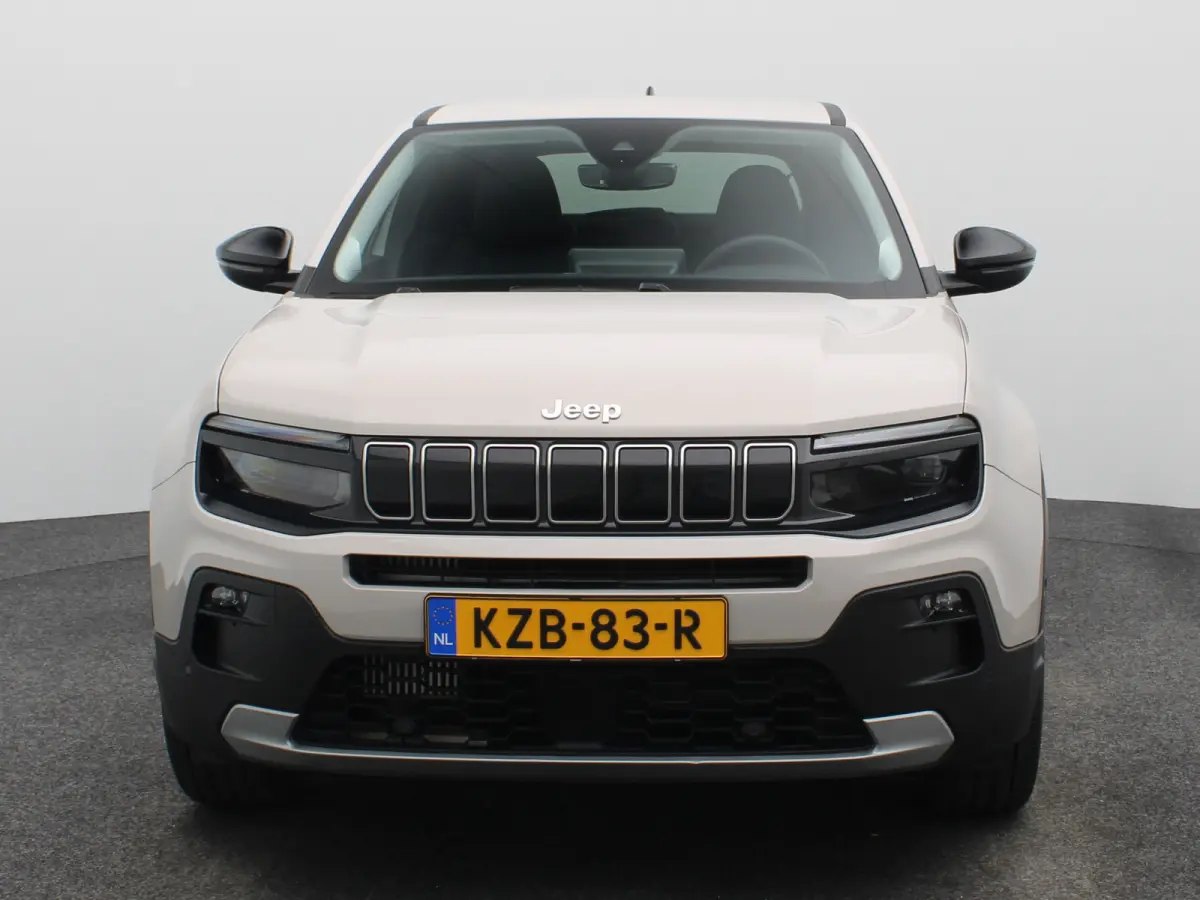 1.2 e-Hybrid Summit | Automaat | Carplay | Camera | Adaptieve cruise | Navi | Clima | 18" LMV |