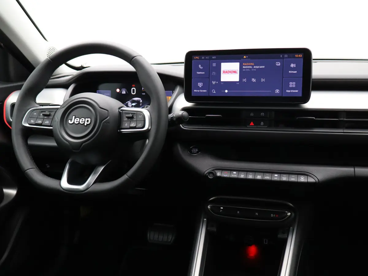 1.2 e-Hybrid Summit | Automaat | Carplay | Camera | Adaptieve cruise | Navi | Clima | 18" LMV |