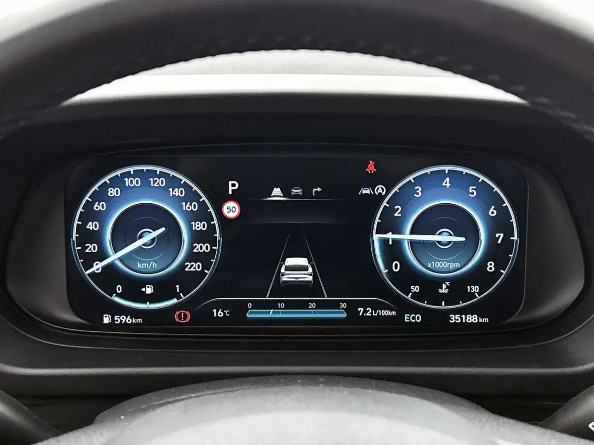 1.0 T-GDI Comfort Smart | 100pk | Navigatie | Camera | 36.000km! |