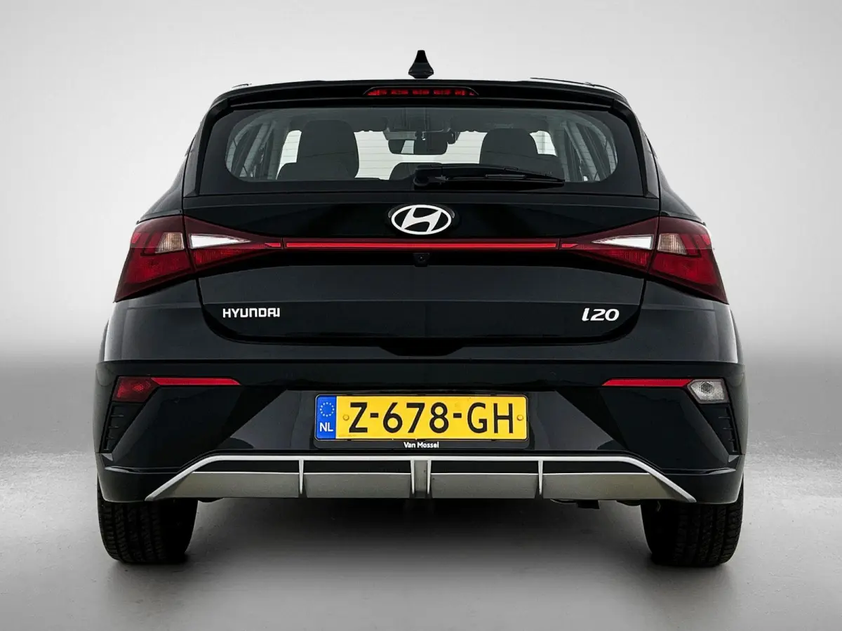 1.0 T-GDI Comfort Smart | 100pk | Navigatie | Camera | 36.000km! |