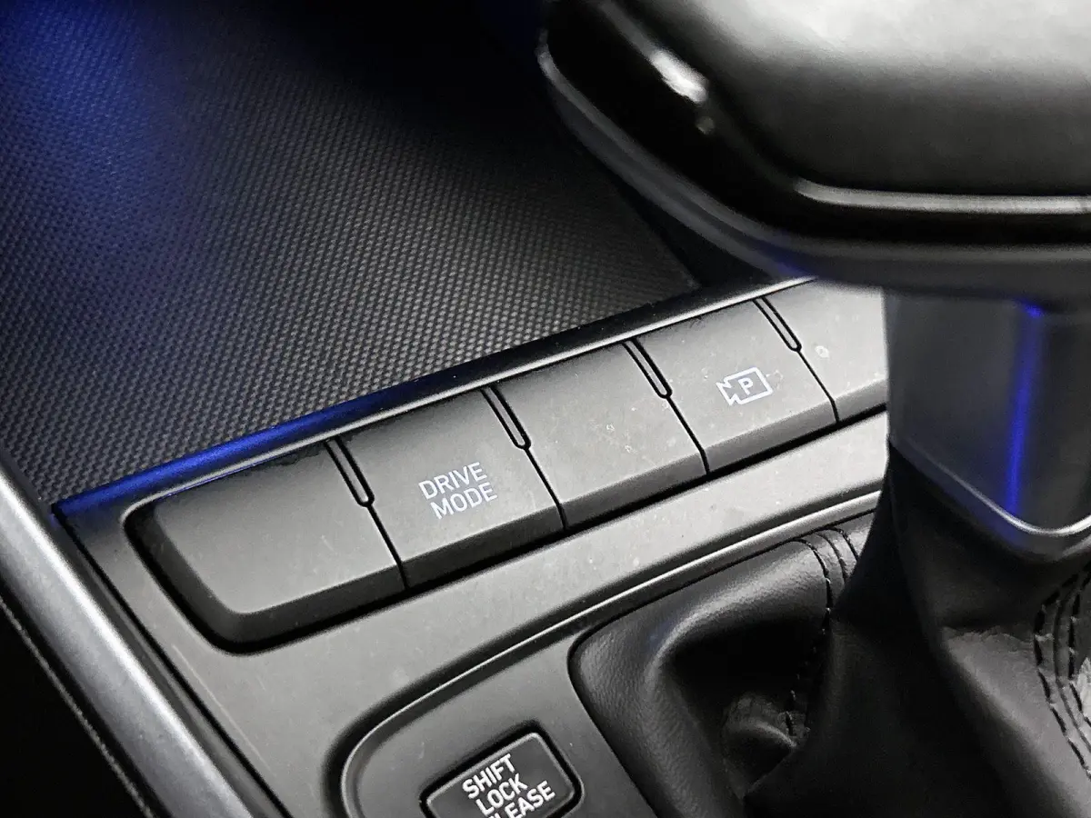 1.0 T-GDI Comfort Smart | 100pk | Navigatie | Camera | 36.000km! |