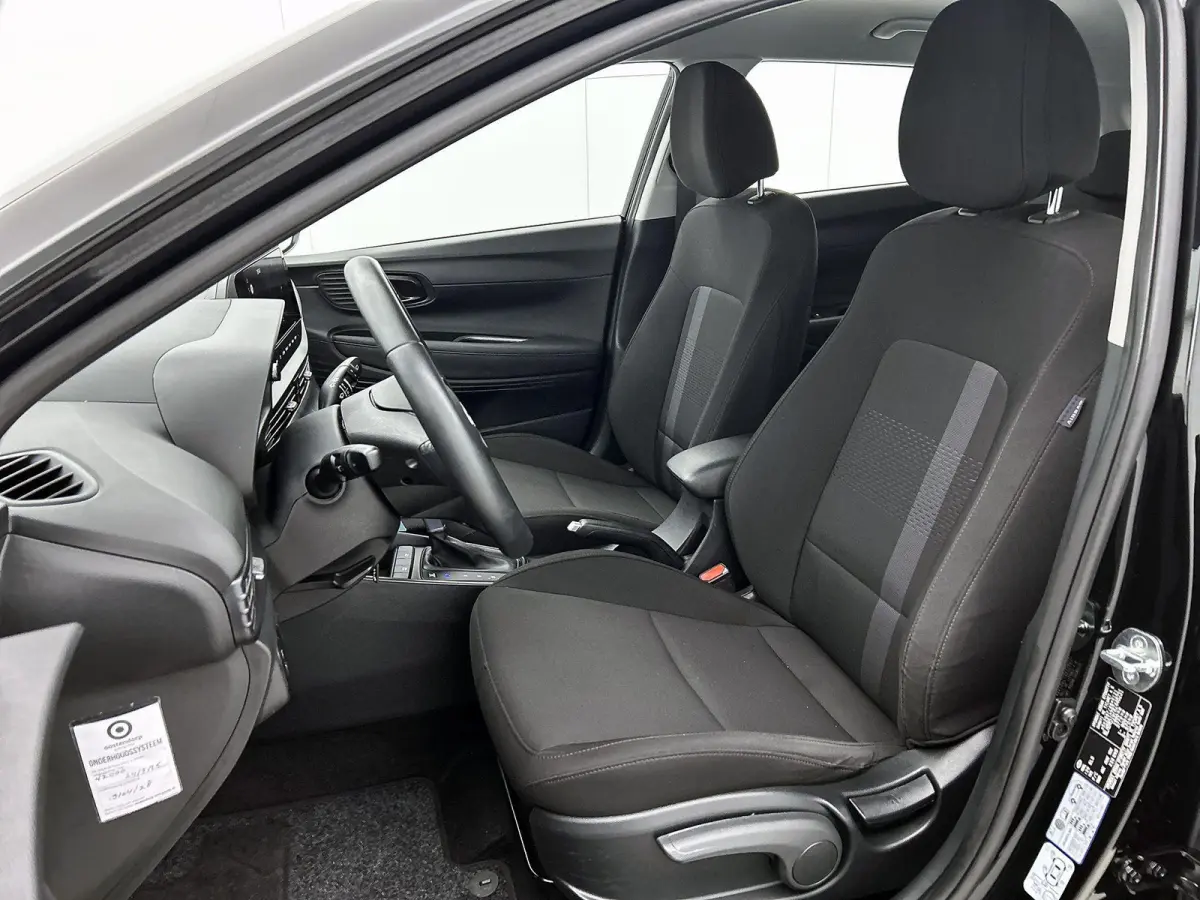 1.0 T-GDI Comfort Smart | 100pk | Navigatie | Camera | 36.000km! |