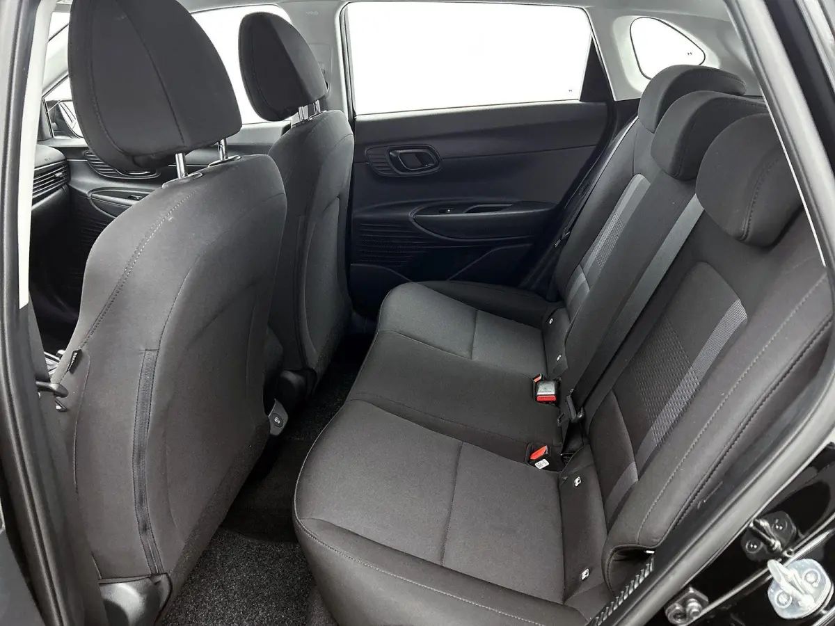 1.0 T-GDI Comfort Smart | 100pk | Navigatie | Camera | 36.000km! |