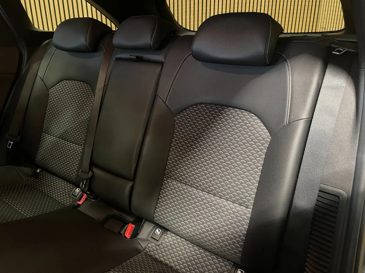1.6 GDI PHEV DynamicPlusLine GT|1/2 LEDER|ACC|ANDROID|CARPLAY|STUUR+STOELVERW.V+A|CAMERA|CRUISE+CLIMA|1e EIG|