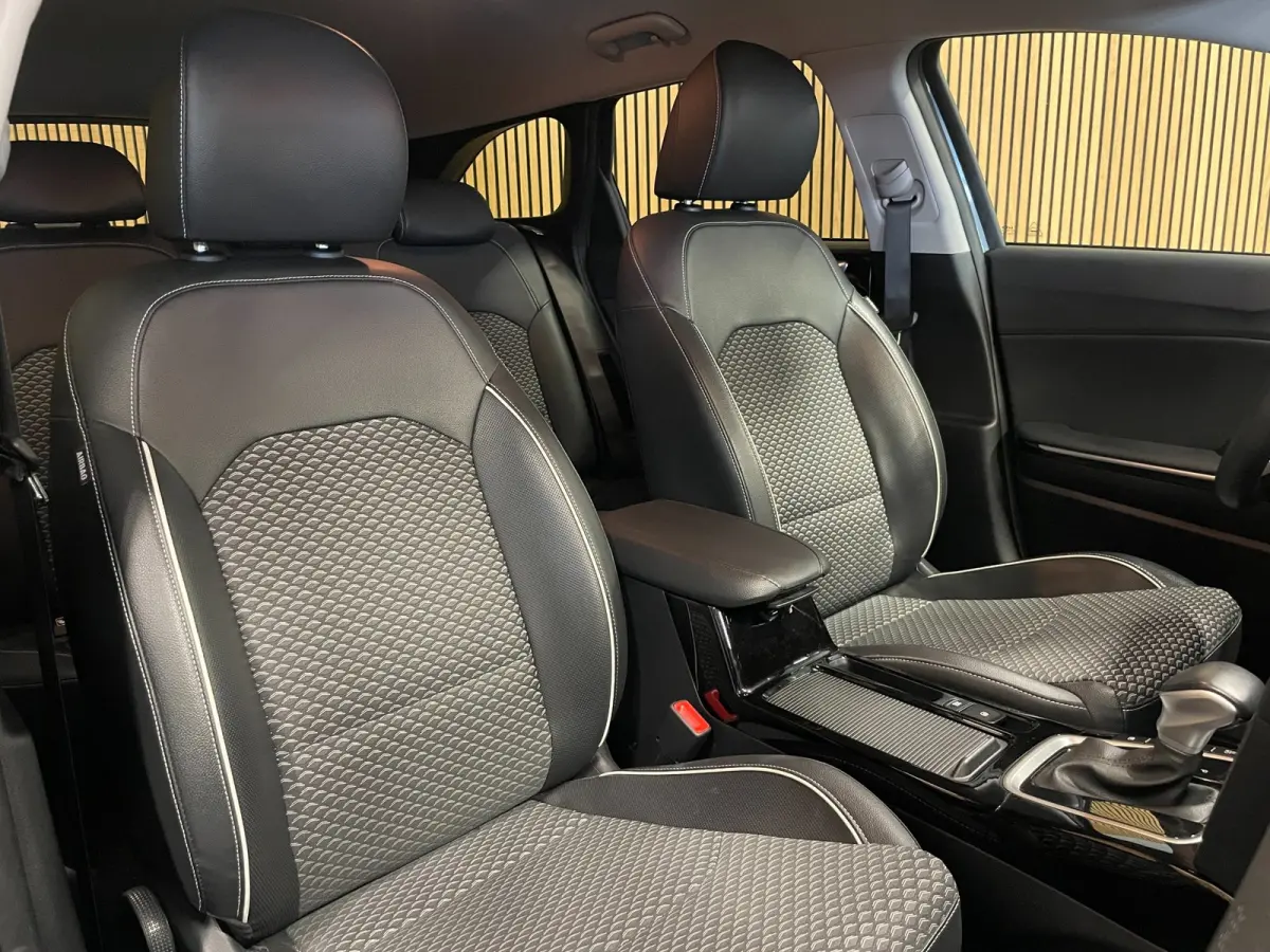 1.6 GDI PHEV DynamicPlusLine GT|1/2 LEDER|ACC|ANDROID|CARPLAY|STUUR+STOELVERW.V+A|CAMERA|CRUISE+CLIMA|1e EIG|
