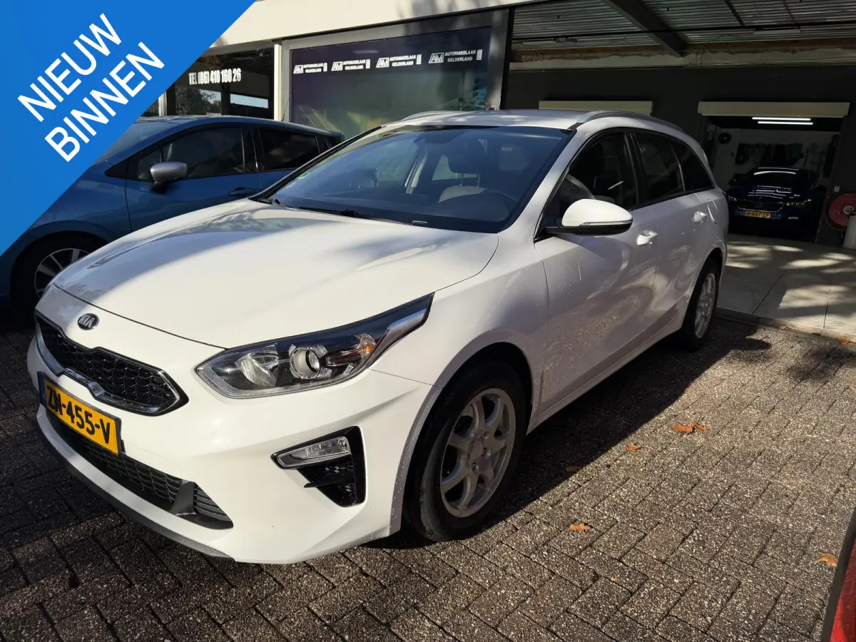 1.0 T-GDi DynamicLine | 1E EIGENAAR | 3/6 OF 12MND GARANTIE | CRUISE | TREKHAAK | AIRCO | LMV |