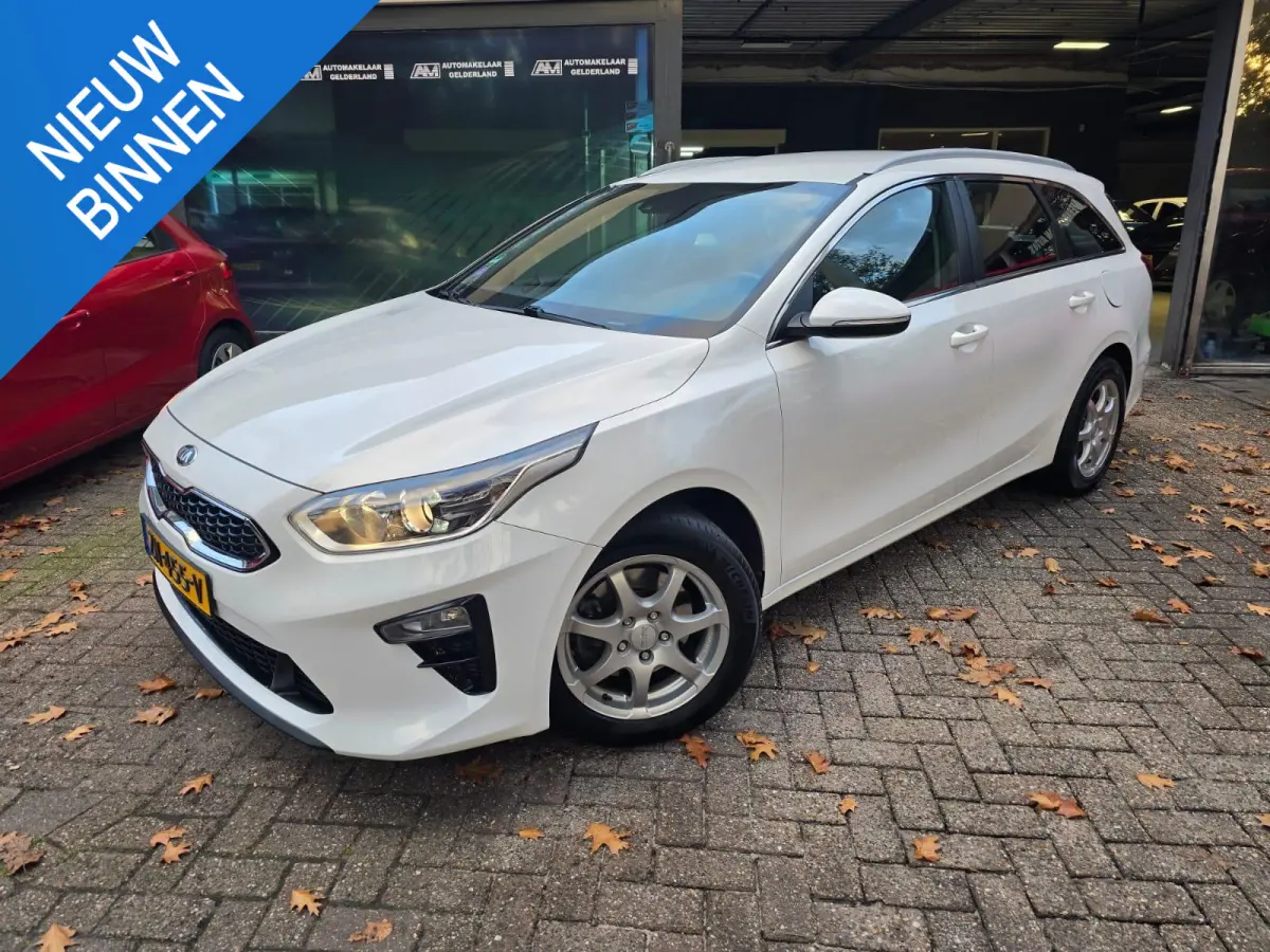 1.0 T-GDi DynamicLine | 1E EIGENAAR | 3/6 OF 12MND GARANTIE | CRUISE | TREKHAAK | AIRCO | LMV |