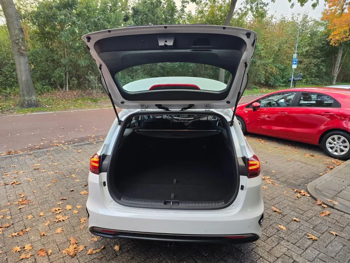 1.0 T-GDi DynamicLine | 1E EIGENAAR | 3/6 OF 12MND GARANTIE | CRUISE | TREKHAAK | AIRCO | LMV |