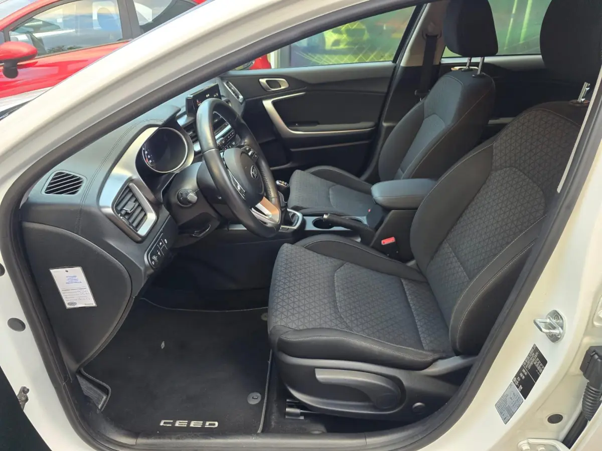1.0 T-GDi DynamicLine | 1E EIGENAAR | 3/6 OF 12MND GARANTIE | CRUISE | TREKHAAK | AIRCO | LMV |