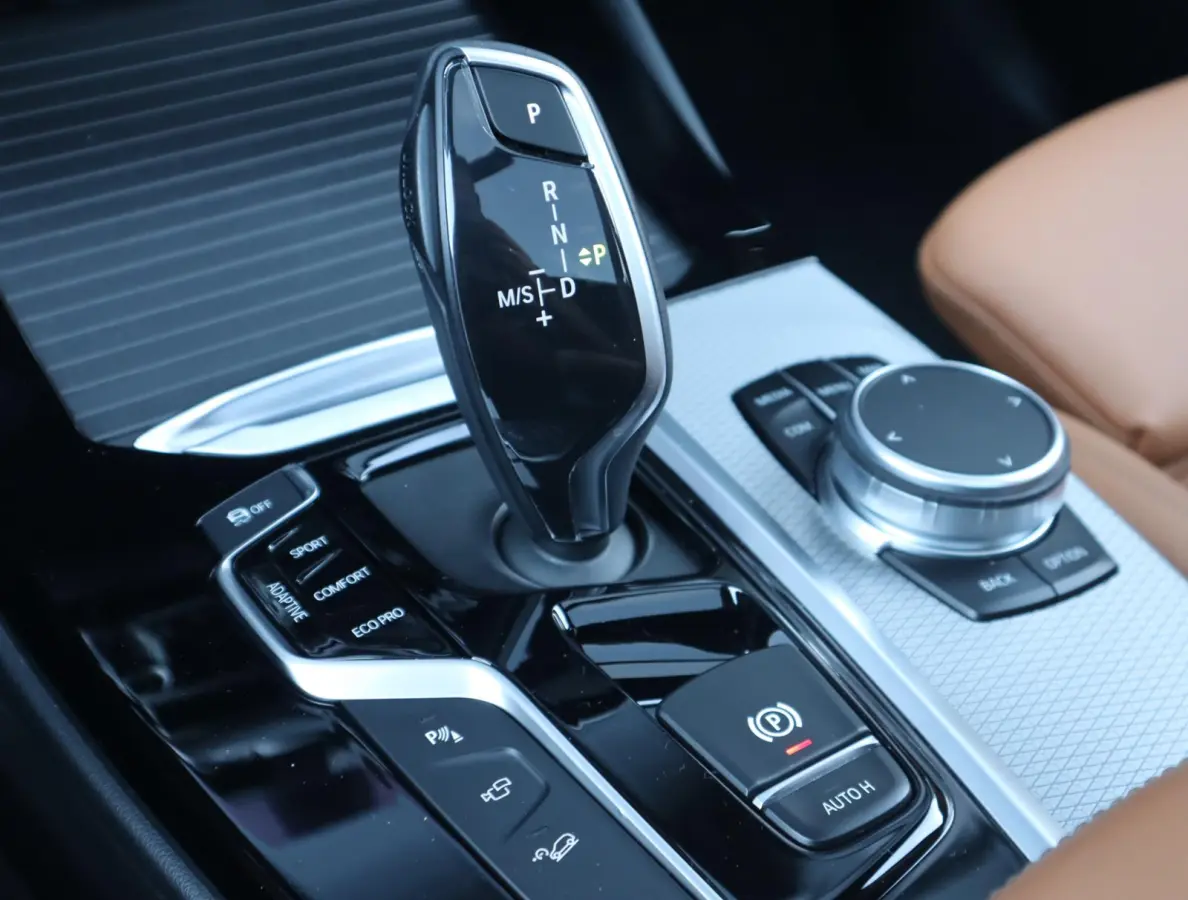 xDrive30i M Sport | Pano | 360 camera | Memory Seats | HUD | Trekhaak