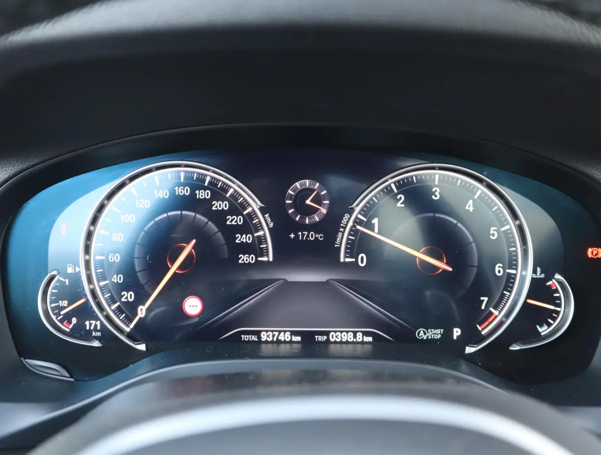 xDrive30i M Sport | Pano | 360 camera | Memory Seats | HUD | Trekhaak