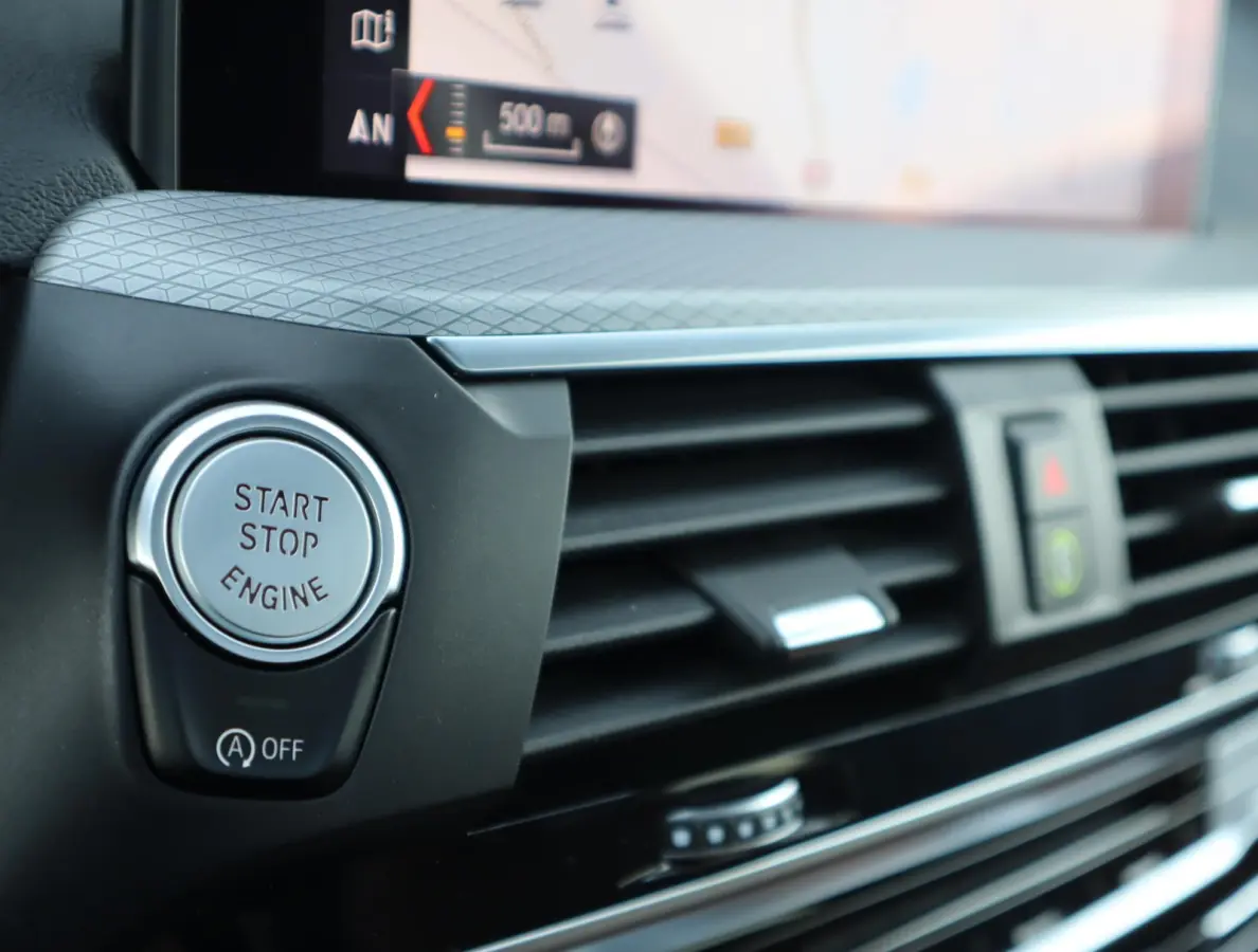 xDrive30i M Sport | Pano | 360 camera | Memory Seats | HUD | Trekhaak