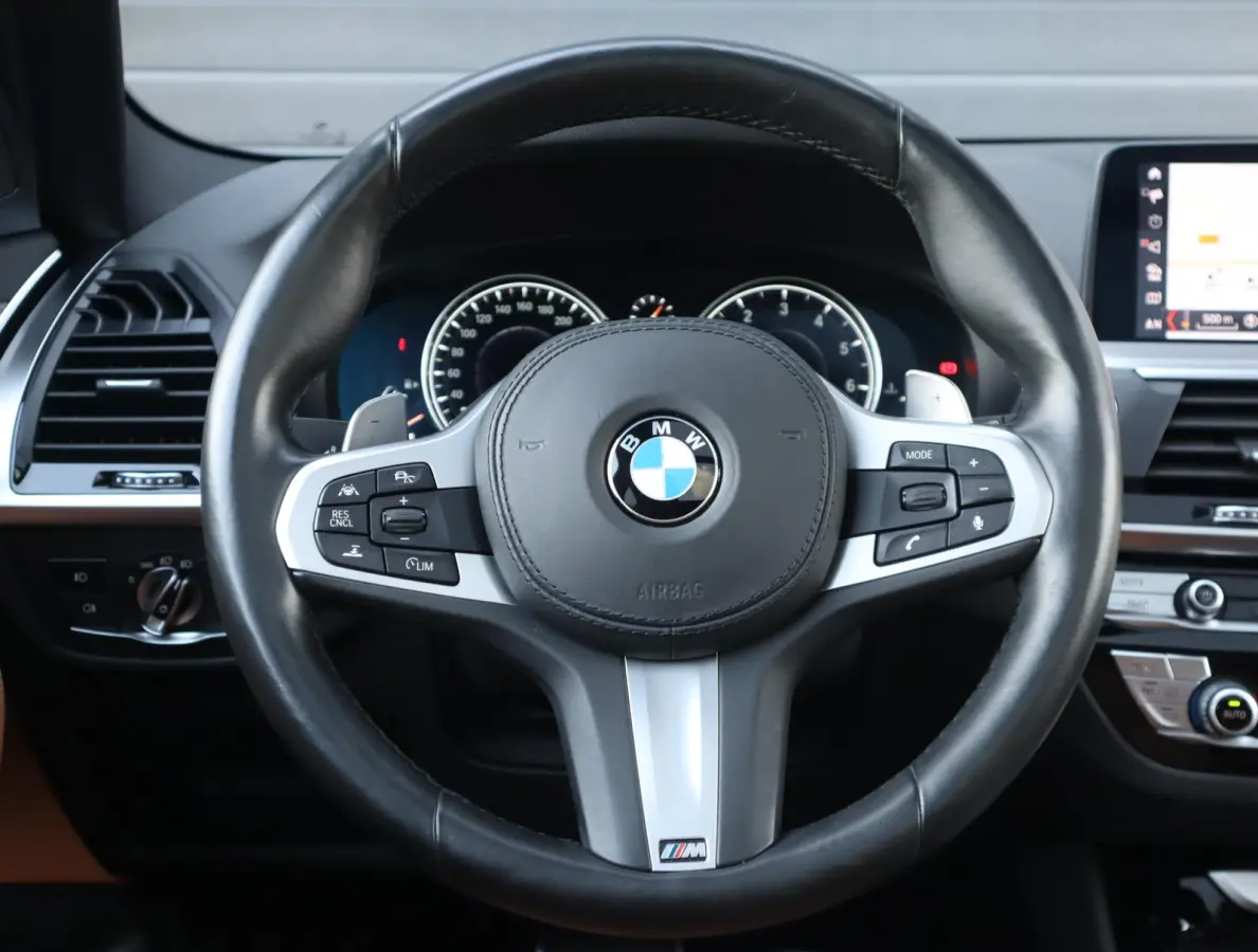 xDrive30i M Sport | Pano | 360 camera | Memory Seats | HUD | Trekhaak