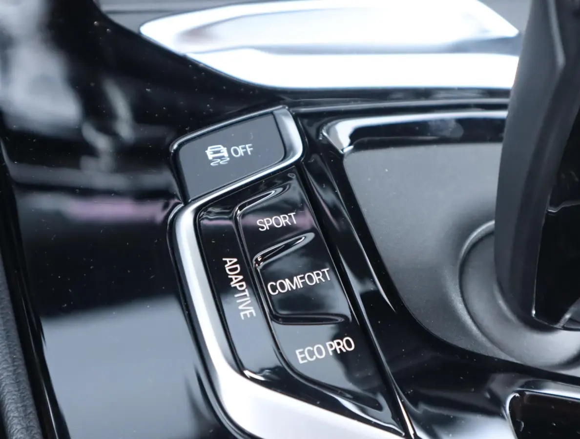 xDrive30i M Sport | Pano | 360 camera | Memory Seats | HUD | Trekhaak