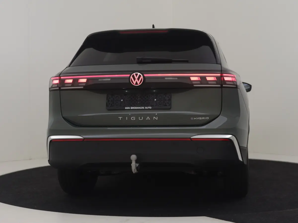 1.5 eHybrid Elegance | Elekt glazen pano-dak | Head-up display | trekhaak uitklapbaar | stoel/stuurverw | Navi | apple carplay | DAB |LED | 20"LMV