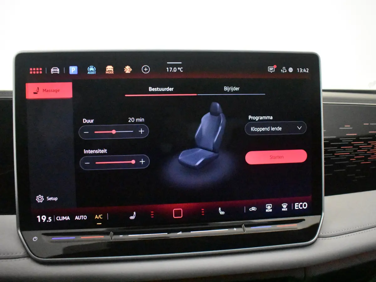 1.5 eHybrid Elegance | Elekt glazen pano-dak | Head-up display | trekhaak uitklapbaar | stoel/stuurverw | Navi | apple carplay | DAB |LED | 20"LMV