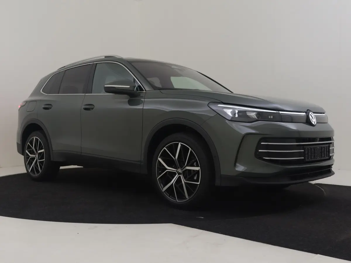 1.5 eHybrid Elegance | Elekt glazen pano-dak | Head-up display | trekhaak uitklapbaar | stoel/stuurverw | Navi | apple carplay | DAB |LED | 20"LMV