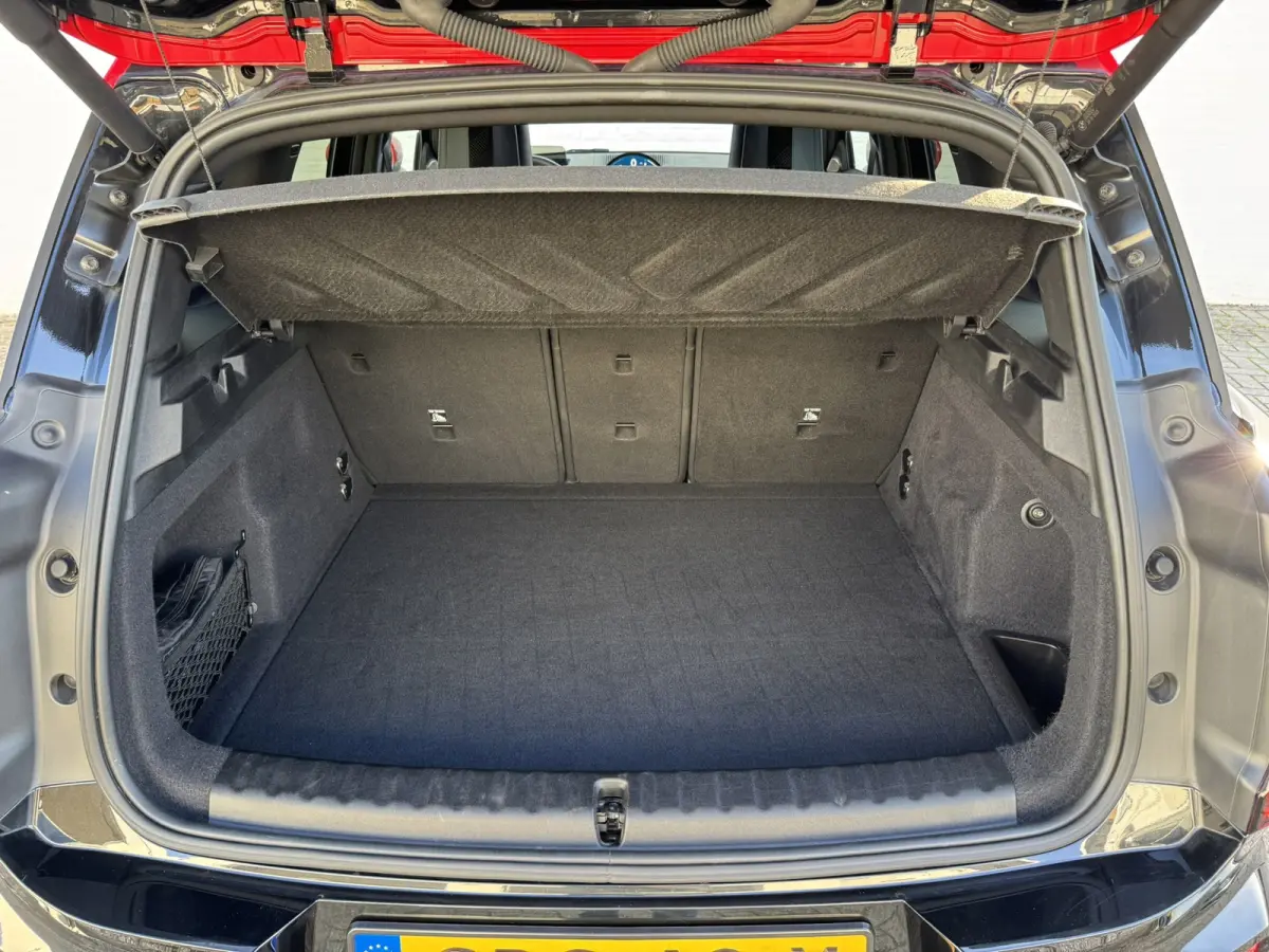 1.5 C John Cooper Works XL Trekhaak Panodak Carplay 360 camera Stoelmassage Stuur en Stoelverw Cruise