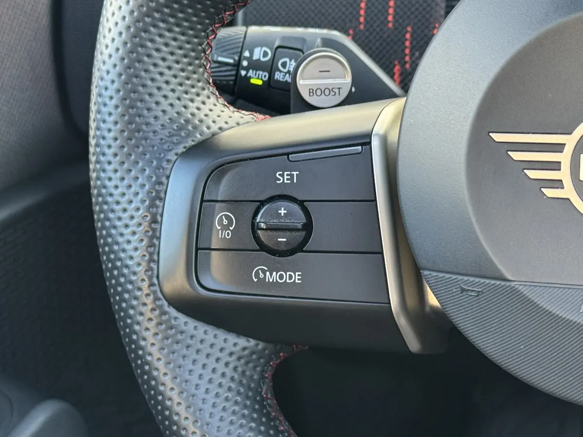 1.5 C John Cooper Works XL Trekhaak Panodak Carplay 360 camera Stoelmassage Stuur en Stoelverw Cruise