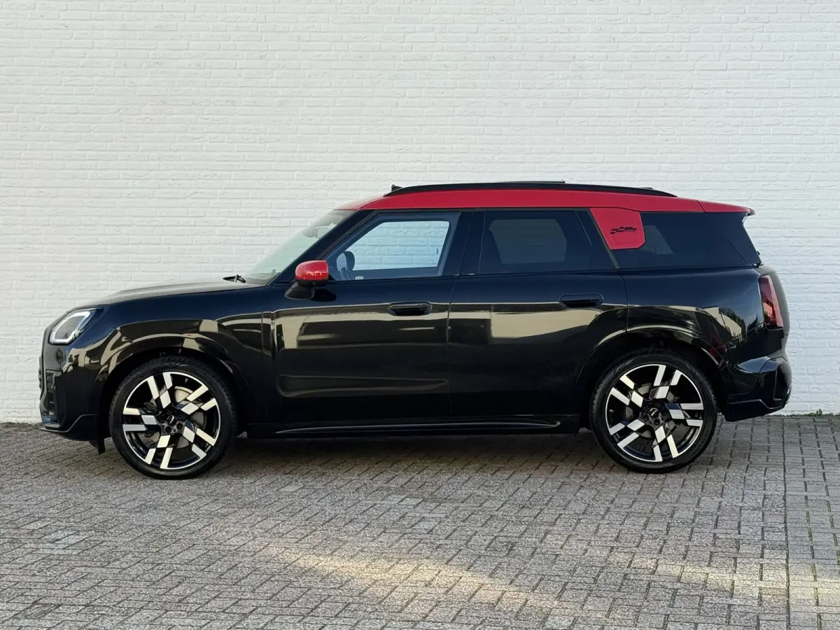 1.5 C John Cooper Works XL Trekhaak Panodak Carplay 360 camera Stoelmassage Stuur en Stoelverw Cruise