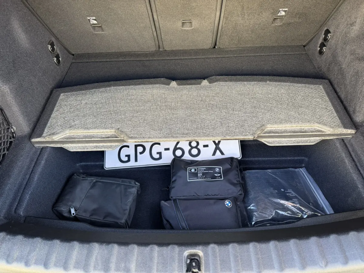 1.5 C John Cooper Works XL Trekhaak Panodak Carplay 360 camera Stoelmassage Stuur en Stoelverw Cruise