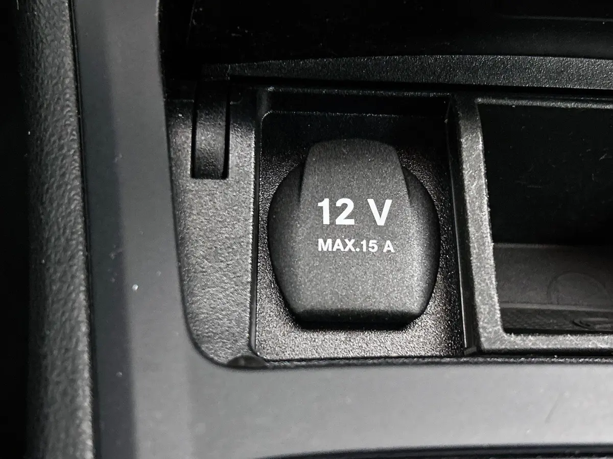 180 Business Solution CAMERA | NAVI | FULL-LED | TREKHAAK