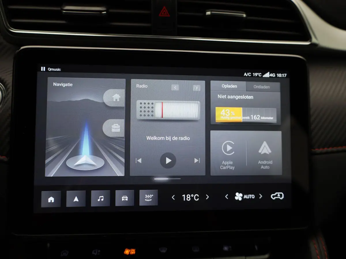 MG EV Long Range Luxury 70 kWh | WORDT VERWACHT | PANORAMADAK | LEDER | APPLE CARPLAY - ANDROID AUTO | ACHTERUITRIJCAMERA | CRUISE CONTROL | KEYLESS | ELEKTRISCH VERSTELBARE STOEL | LED VERL