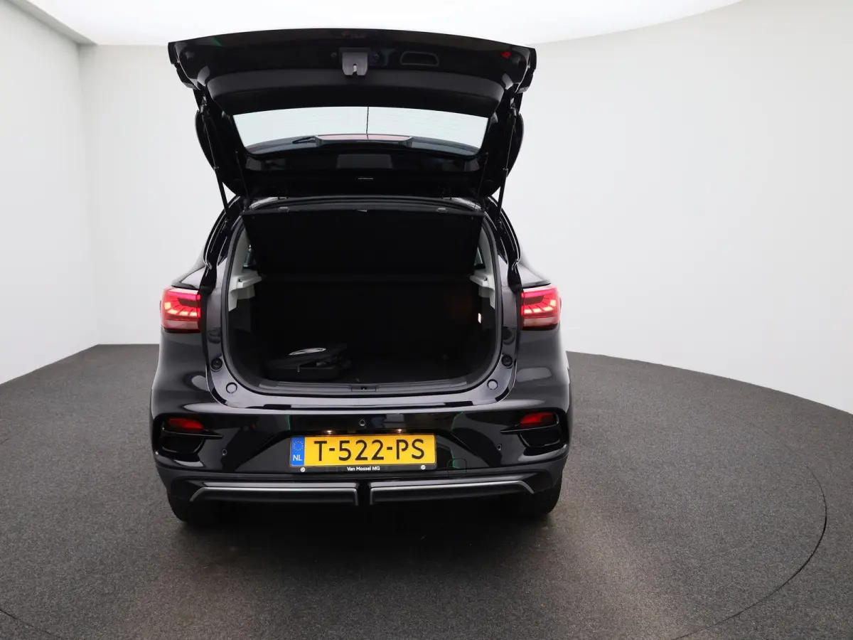 MG EV Long Range Luxury 70 kWh | WORDT VERWACHT | PANORAMADAK | LEDER | APPLE CARPLAY - ANDROID AUTO | ACHTERUITRIJCAMERA | CRUISE CONTROL | KEYLESS | ELEKTRISCH VERSTELBARE STOEL | LED VERL