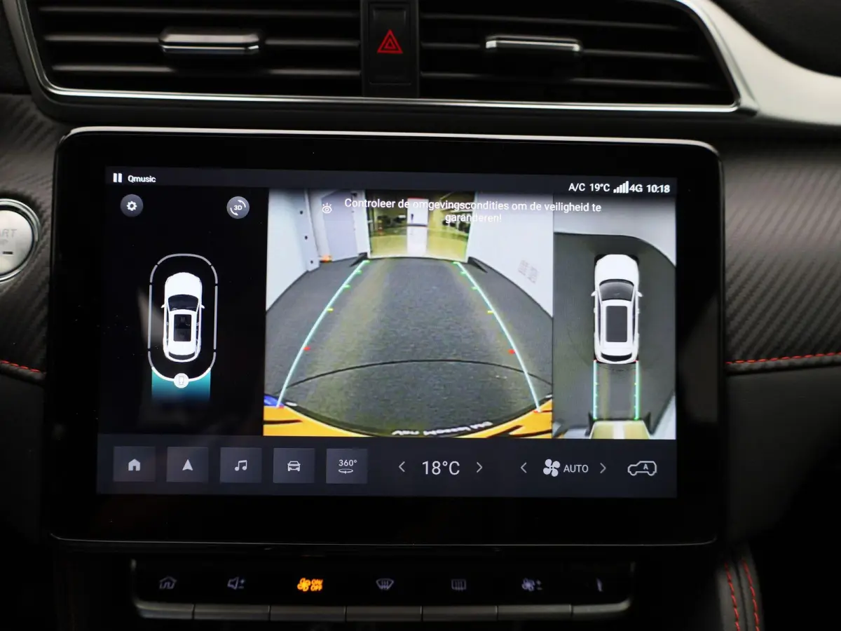 MG EV Long Range Luxury 70 kWh | WORDT VERWACHT | PANORAMADAK | LEDER | APPLE CARPLAY - ANDROID AUTO | ACHTERUITRIJCAMERA | CRUISE CONTROL | KEYLESS | ELEKTRISCH VERSTELBARE STOEL | LED VERL