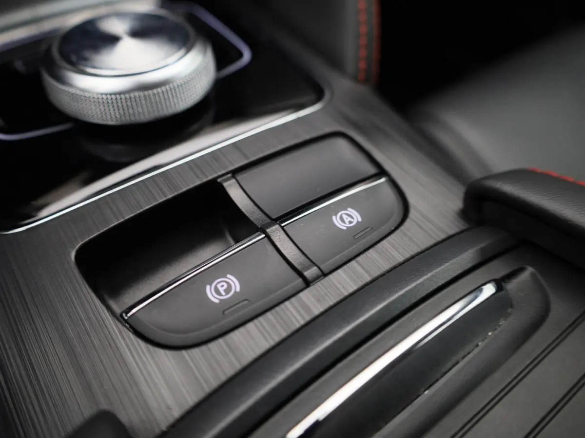 MG EV Long Range Luxury 70 kWh | WORDT VERWACHT | PANORAMADAK | LEDER | APPLE CARPLAY - ANDROID AUTO | ACHTERUITRIJCAMERA | CRUISE CONTROL | KEYLESS | ELEKTRISCH VERSTELBARE STOEL | LED VERL