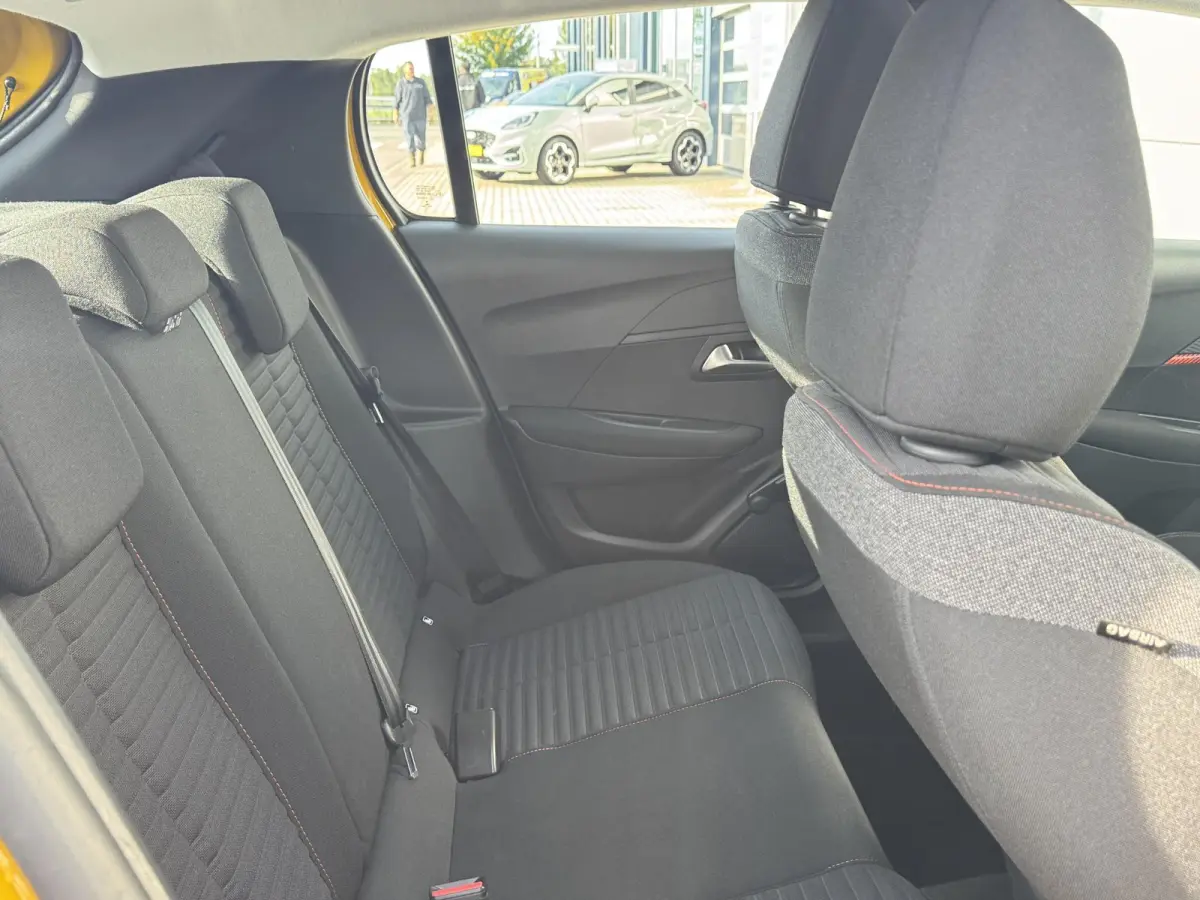 1.2 PureTech Active | Apple Carplay/Android Auto | Airco | Zuinig |