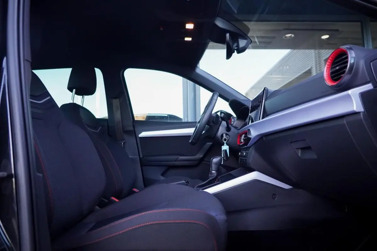 1.0 EcoTSI FR Anniversary Aut / Carplay / Virtual / Stoelverwarming