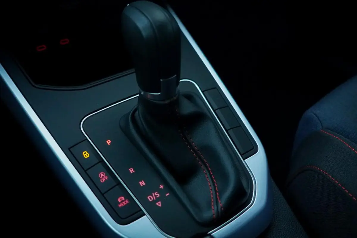 1.0 EcoTSI FR Anniversary Aut / Carplay / Virtual / Stoelverwarming
