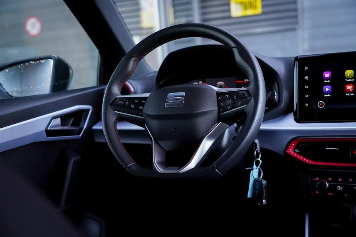 1.0 EcoTSI FR Anniversary Aut / Carplay / Virtual / Stoelverwarming