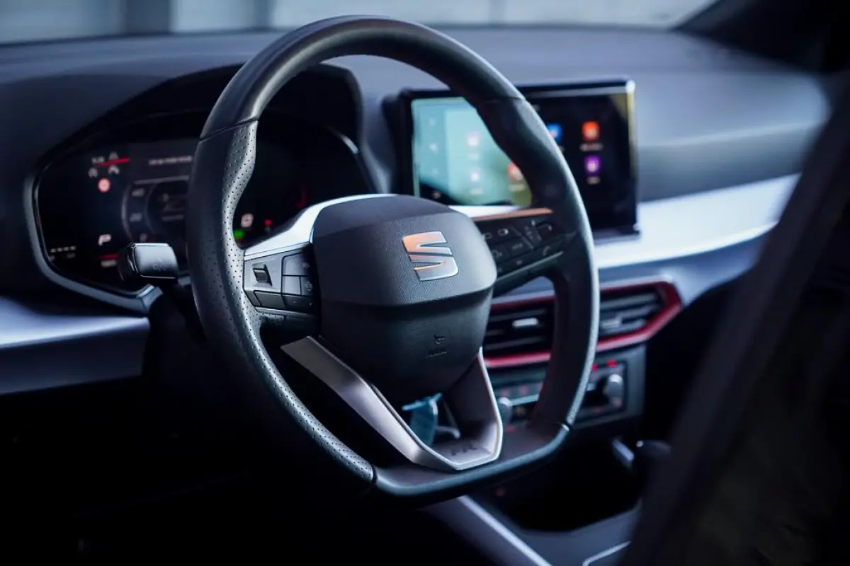 1.0 EcoTSI FR Anniversary Aut / Carplay / Virtual / Stoelverwarming