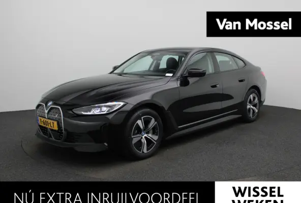 eDrive40 High Executive 84 kWh | SOH 92% | 360 CAMERA | LEDER | ELEKTRISCHE ACHTERKLEP | STOELVERWARMING | LED VERLICHTING | DIGITAL COCKPIT | CRUISE CONTROL | NAVIGATIE | BLUETOOTH |