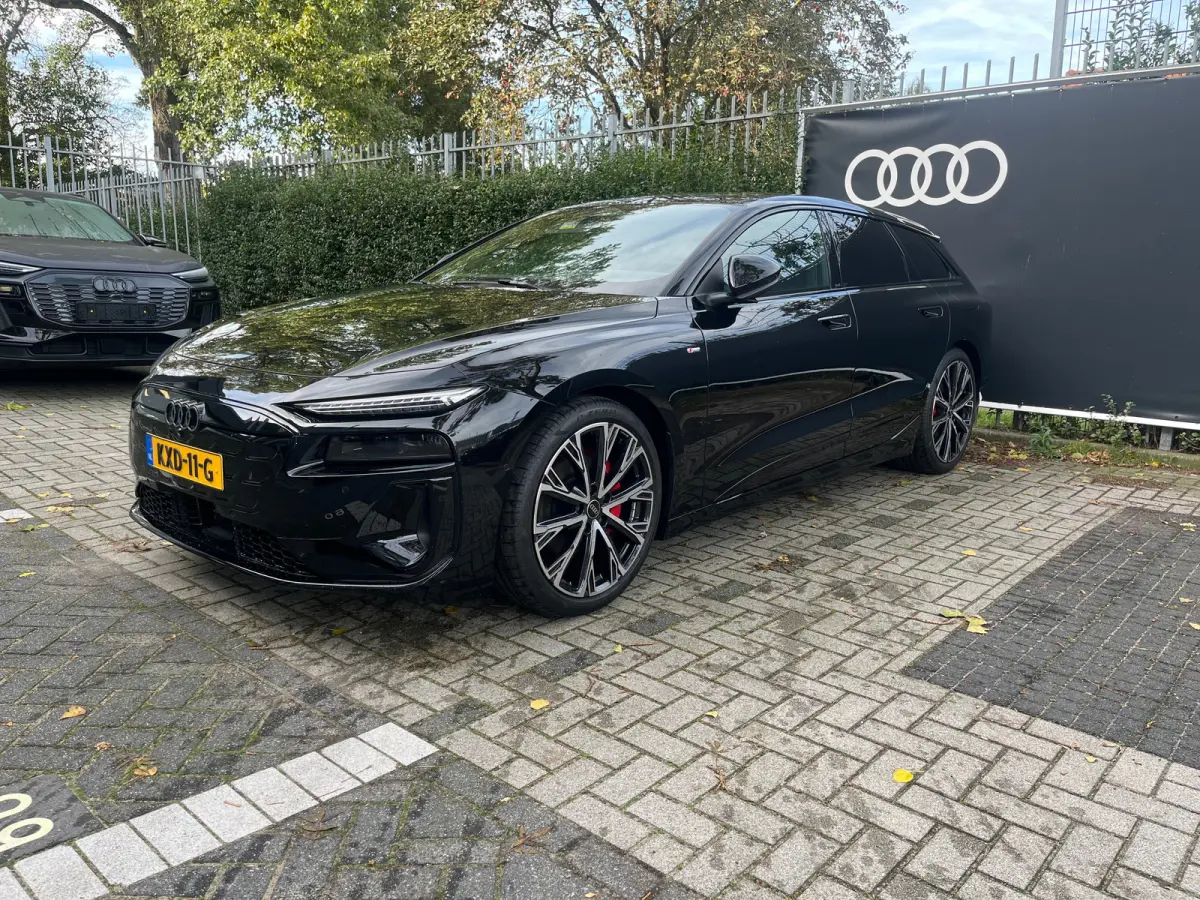 S edition | Luchtvering | Bang&Olufsen | Trekhaak | 21 inch velgen | Leder/dinamic bekleding |