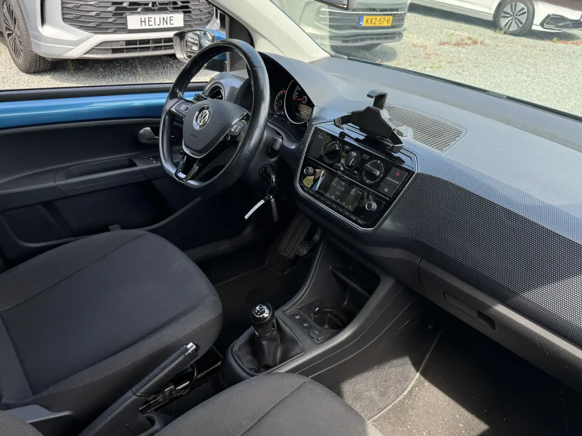 Up! 1.0 BMT move up! CAMERA/CRUISE/BLUETOOTH