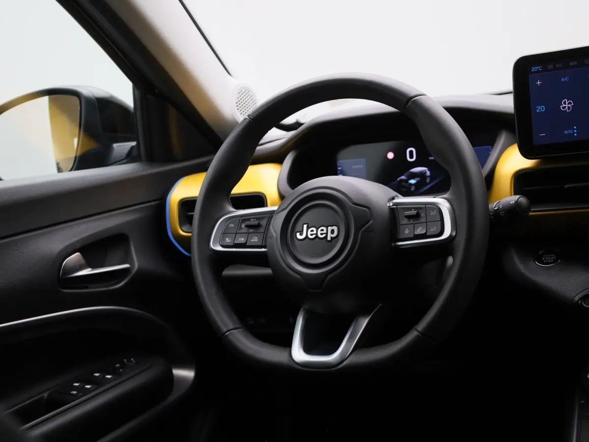 54kWh 1st Edition | WORDT VERWACHT | STOELVERWARMING | ACHTERUITRIJCAMERA | APPLE CARPLAY - ANDROID AUTO | ELEKTRISCHE ACHTERKLEP | KEYLESS | LED VERLICHTING | NAVIGATIE | PARKEERSENSOREN | 