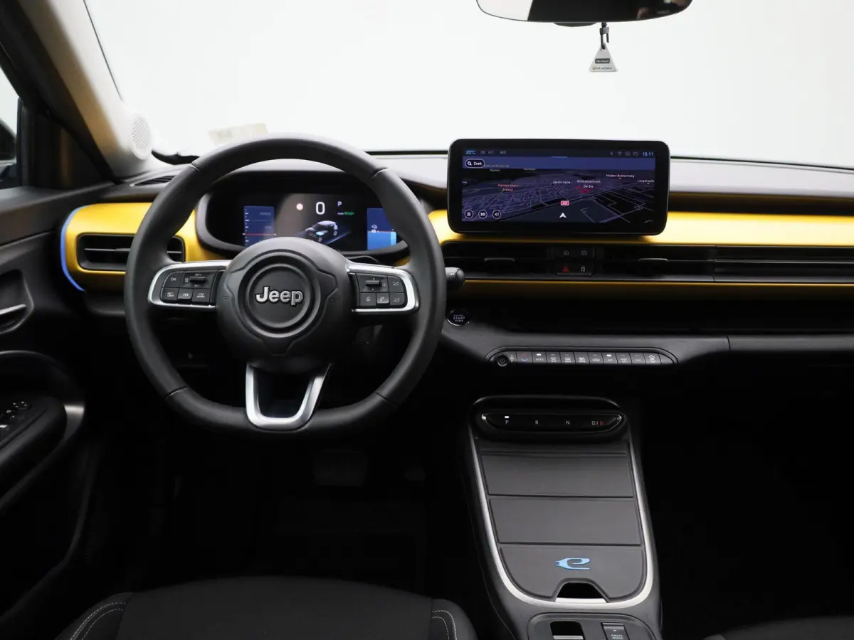 54kWh 1st Edition | WORDT VERWACHT | STOELVERWARMING | ACHTERUITRIJCAMERA | APPLE CARPLAY - ANDROID AUTO | ELEKTRISCHE ACHTERKLEP | KEYLESS | LED VERLICHTING | NAVIGATIE | PARKEERSENSOREN | 