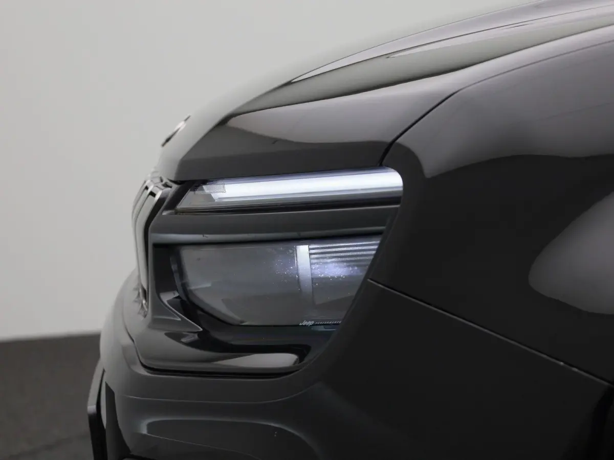 54kWh 1st Edition | WORDT VERWACHT | STOELVERWARMING | ACHTERUITRIJCAMERA | APPLE CARPLAY - ANDROID AUTO | ELEKTRISCHE ACHTERKLEP | KEYLESS | LED VERLICHTING | NAVIGATIE | PARKEERSENSOREN | 