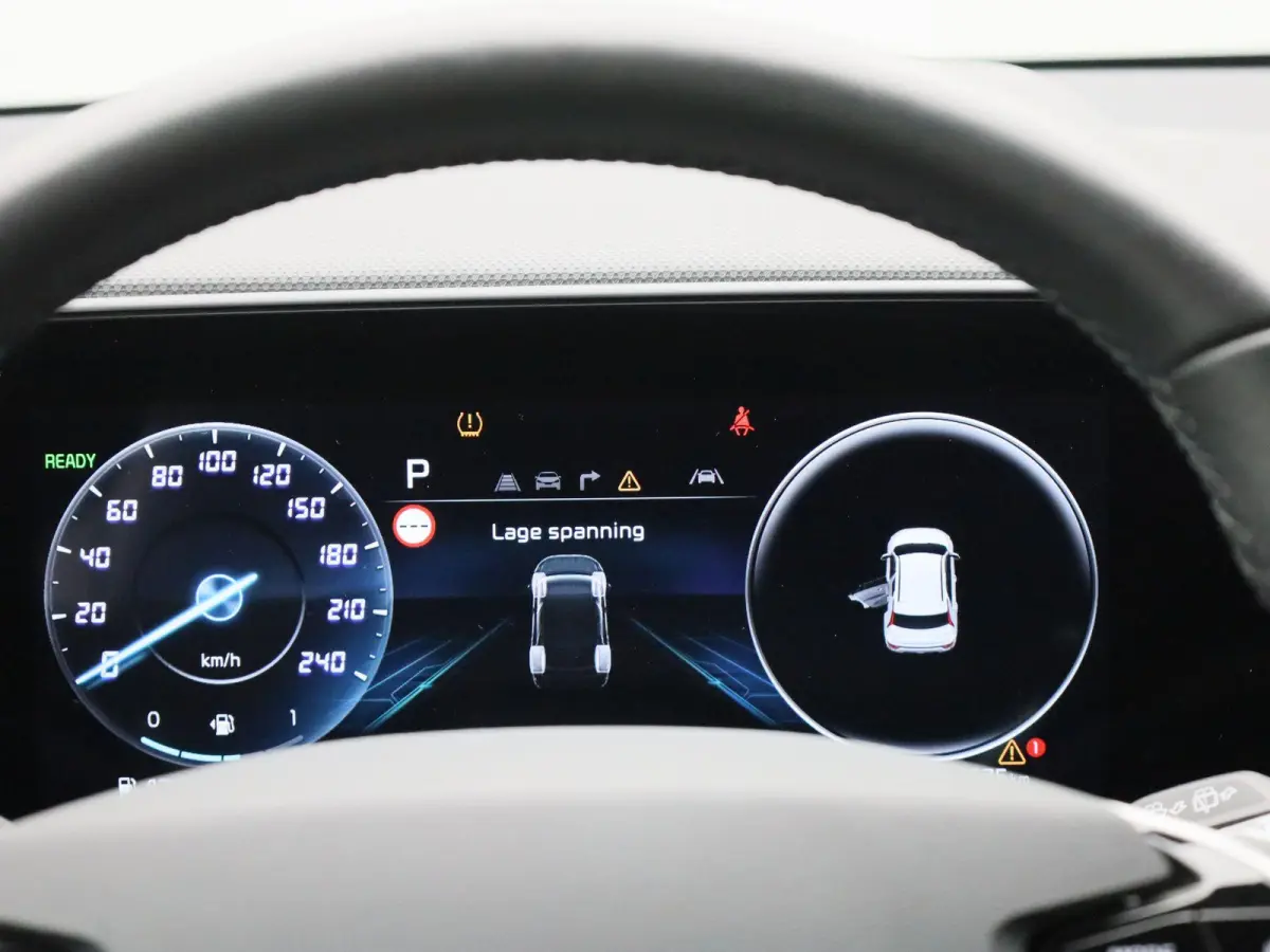 1.6 GDi Hybrid ExecutiveLine | WORDT VERWACHT | ACHTERUITRIJCAMERA | HALF-LEDER | DIGITAL COCKPIT | APPLE CARPLAY - ANDROID AUTO | CRUISE CONTROL | RIJSTROOKHULP | LED VERLICHTING | DAB RADI