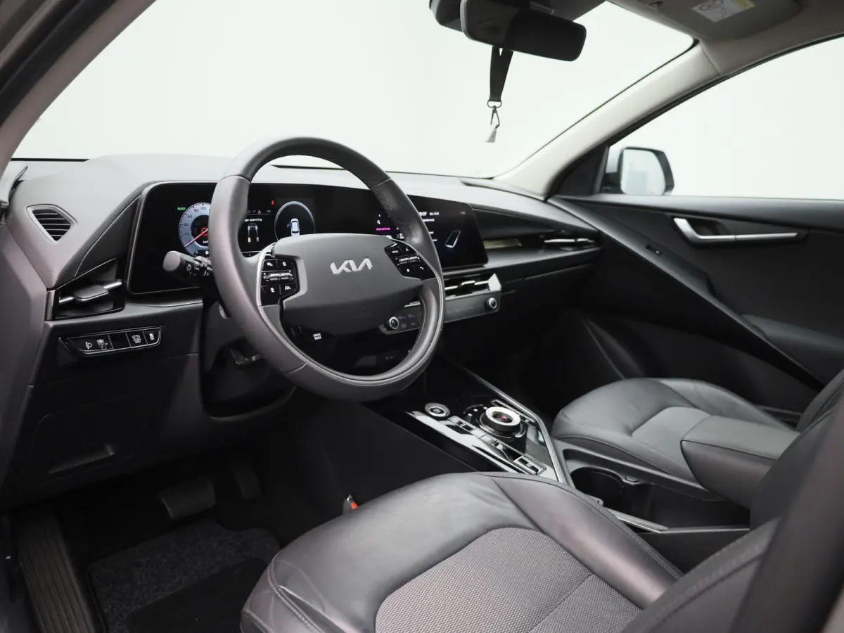 1.6 GDi Hybrid ExecutiveLine | WORDT VERWACHT | ACHTERUITRIJCAMERA | HALF-LEDER | DIGITAL COCKPIT | APPLE CARPLAY - ANDROID AUTO | CRUISE CONTROL | RIJSTROOKHULP | LED VERLICHTING | DAB RADI