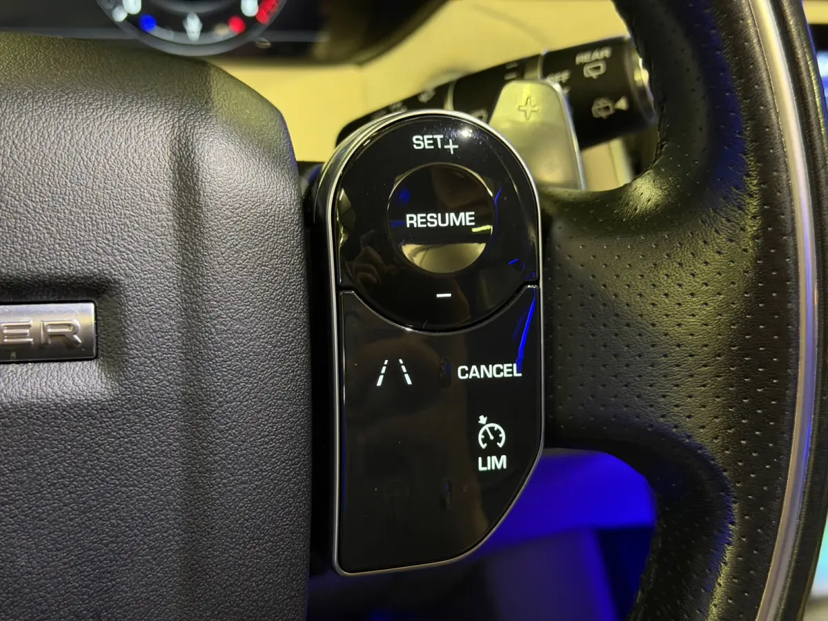 2.0 P300 Turbo AWD HSE R-Dynamic|Pano|Bomvol!